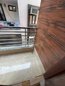 Balcony Image of 900 Sq.ft 3 BHK Builder Floor for rent in Uttam Nagar New Delhi for Rs. 18200