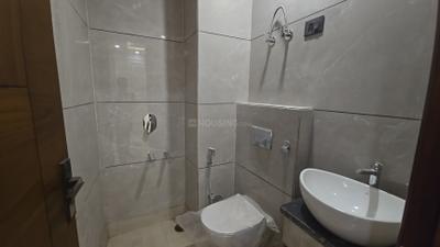 Image of 910 Sq.ft 2 BHK Builder Floor for sale in Paschim Vihar, New Delhi for Rs. 13700000