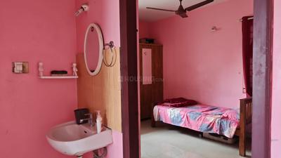 Bedroom Image of 1080 Sq.ft 2 BHK Apartment / Flat for rent in Thrippunithura Kochi for Rs. 25000