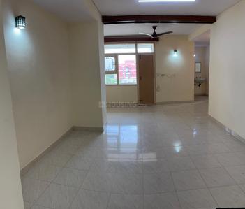 Hall Image of 800 Sq.ft 1 BHK Apartment / Flat for rent in Patparganj New Delhi for Rs. 21000