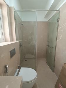 Bathroom Image of 600 Sq.ft 1 BHK Apartment / Flat for sale in Godrej The Trees, Vikhroli East Mumbai for Rs. 19000000