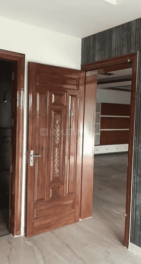 Sector 31 Main Image 1