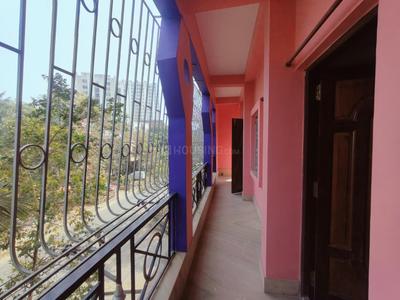 Balcony Image of 950 Sq.ft 2 BHK Builder Floor for rent in Patuli Kolkata for Rs. 18000