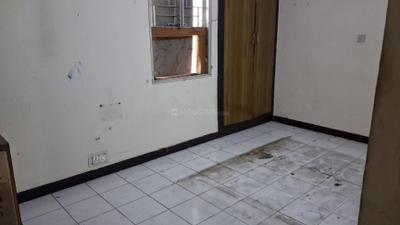 Bedroom Image of 1250 Sq.ft 3 BHK Apartment / Flat for sale in Vikaspuri New Delhi for Rs. 11500000