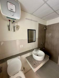 Bathroom Image of 3149 Sq.ft 4.5 BHK Apartment / Flat for rent in ATS Tourmaline, Sector 109 Gurgaon for Rs. 65000