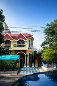 Image of 5000 Sq.ft 7 BHK Independent House for sale in Sector 50, Noida for Rs. 110000000