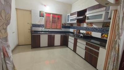 Kitchen Image of 2500 Sq.ft 4 BHK Villa for rent in Kamlesh Nilamber Villa, Waghodia Road Vadodara for Rs. 25000