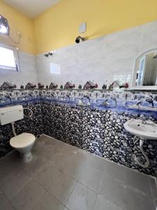 Bathroom Image of 1500 Sq.ft 2 BHK Builder Floor for rent in Padma Daffodils Villa Zzo, Kairi Bhubaneswar for Rs. 11000