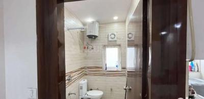 Image of 500 Sq.ft 1 BHK Builder Floor for rent in Moti Nagar, New Delhi for Rs. 25000
