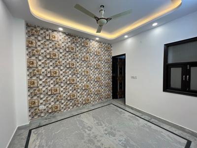 Bedroom Image of 900 Sq.ft 3 BHK Builder Floor for sale in Govindpuri New Delhi for Rs. 5800000