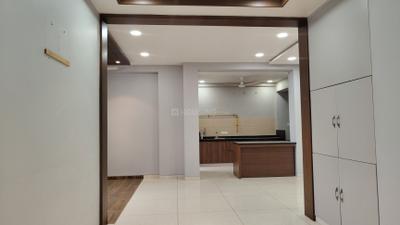 Living Room Image of 2510 Sq.ft 3.5 BHK Apartment / Flat for rent in Shantigram Ahmedabad for Rs. 59000