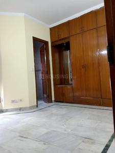 Bedroom Image of 900 Sq.ft 2 BHK Builder Floor for sale in Lajpat Nagar New Delhi for Rs. 18500000
