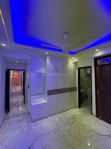 Bedroom Image of 1200 Sq.ft 3 BHK Builder Floor for sale in Saket New Delhi for Rs. 6000000