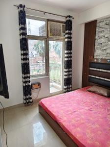 Bedroom Image of 800 Sq.ft 2 BHK Apartment / Flat for rent in Shree Vardhman Mantra, Sector 67 Gurgaon for Rs. 28000