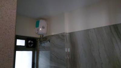 Bathroom Image of 550 Sq.ft 1 BHK Apartment / Flat for rent in Veena Synergy, Andheri East Mumbai for Rs. 65000