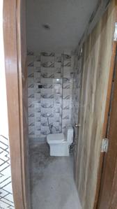 Bathroom Image of 675 Sq.ft 3 BHK Builder Floor for sale in Laxmi Nagar New Delhi for Rs. 6800000