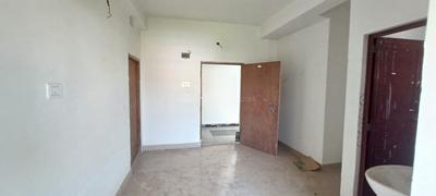 Living Room Image of 557 Sq.ft 1 BHK Apartment / Flat for sale in Chinar Park Kolkata for Rs. 2000000