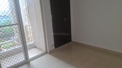 Bedroom Image of 825 Sq.ft 2 BHK Apartment / Flat for sale in Paras Tierea, Sector 137 Noida for Rs. 7000000