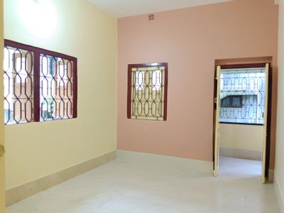 Bedroom Image of 630 Sq.ft 2 BHK Builder Floor for rent in Purba Barisha Kolkata for Rs. 10000