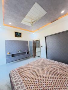 Bedroom Image of 2600 Sq.ft 3 BHK Independent House for rent in Bhicholi Mardana Indore for Rs. 30000