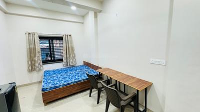 Bedroom Image of 600 Sq.ft 1 RK Builder Floor for rent in Indra Puri Colony Indore for Rs. 10000