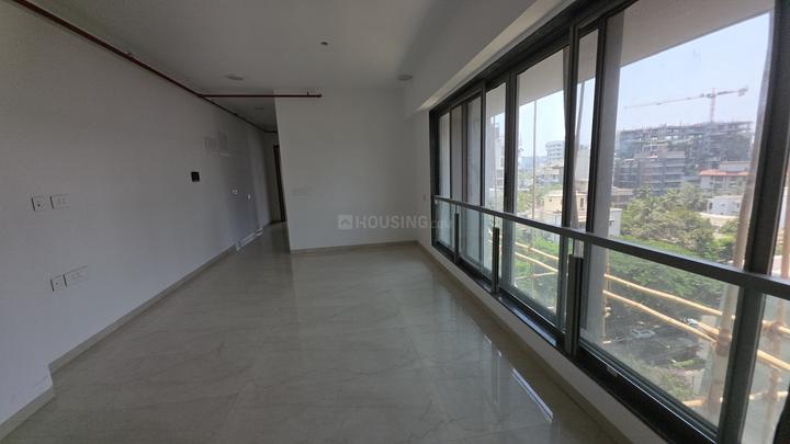 Crest Link Living Room 1