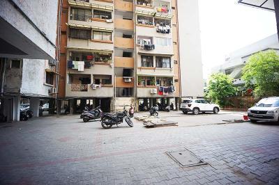 Image of 972 Sq.ft 2 BHK Apartment / Flat for sale in Satellite, Ahmedabad for Rs. 6000000