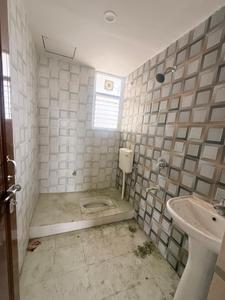 Bathroom Image of 1400 Sq.ft 3 BHK Apartment / Flat for rent in Rohit Grand, Guramba Lucknow for Rs. 20100