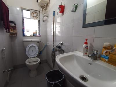 Bathroom Image of 1003 Sq.ft 3 BHK Apartment / Flat for sale in Kasba Kolkata for Rs. 7000000