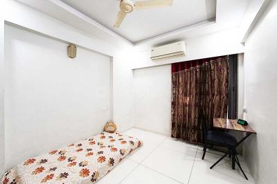 Bedroom Image of 2358 Sq.ft 3 BHK Apartment / Flat for sale in Motera Ahmedabad for Rs. 16000000