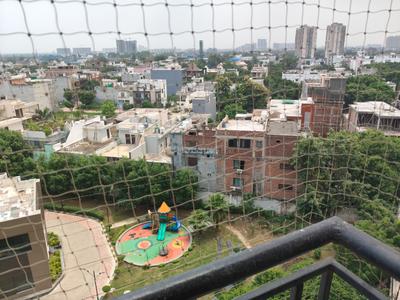 Balcony Image of 1100 Sq.ft 3 BHK Apartment / Flat for sale in Panchsheel Primrose, Shastri Nagar Ghaziabad for Rs. 6500000