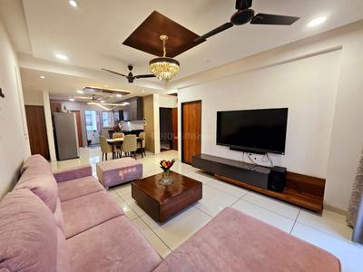 Hall Image of 2500 Sq.ft 4 BHK Apartment / Flat for rent in Fatehgunj Vadodara for Rs. 25000