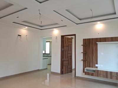 Living Room Image of 1800 Sq.ft 3 BHK Builder Floor for sale in Paschim Vihar New Delhi for Rs. 39900000