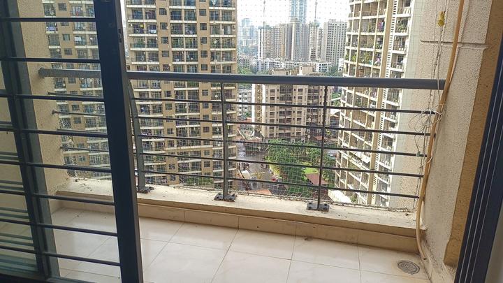 K Raheja Heights Main Image 1