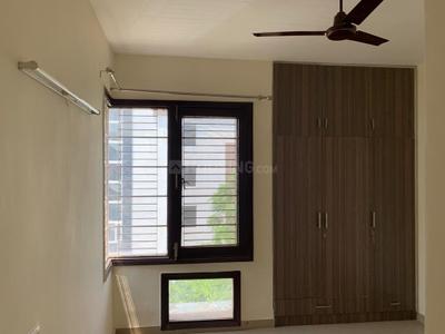 Bedroom Image of 2000 Sq.ft 4 BHK Builder Floor for rent in Big Block Builder Floor, Sector 46 Gurgaon for Rs. 70000