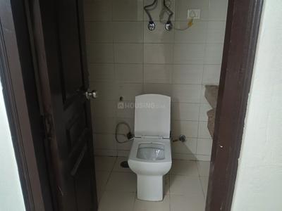 Bathroom Image of 1234 Sq.ft 2 BHK Apartment / Flat for sale in Logix Blossom Greens, Sector 143 Noida for Rs. 8400000