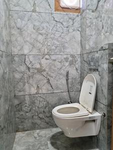 Common Bathroom Image of 900 Sq.ft 3 BHK Apartment / Flat for sale in Goyal Lavish Dwarka by Goyal Builders, Sector 16B Dwarka New Delhi for Rs. 10000000