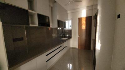Kitchen Image of 2000 Sq.ft 4 BHK Villa for rent in Harni Vadodara for Rs. 25000