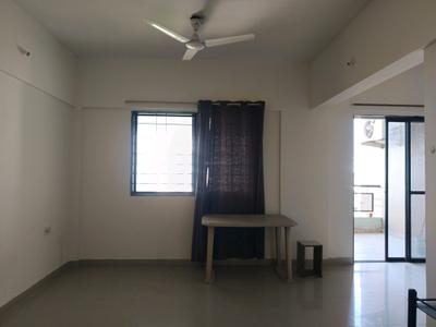 Living Room Image of 1100 Sq.ft 2 BHK Apartment / Flat for rent in Magarpatta Iris, Magarpatta City Pune for Rs. 32000