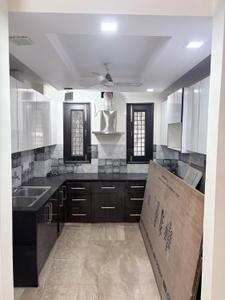 Kitchen Image of 1350 Sq.ft 3 BHK Builder Floor for rent in Surajmal Vihar New Delhi for Rs. 53000