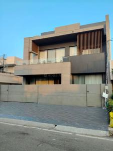 Image of 6500 Sq.ft 5 BHK Independent House for sale in Sector 4, Panchkula for Rs. 175000000