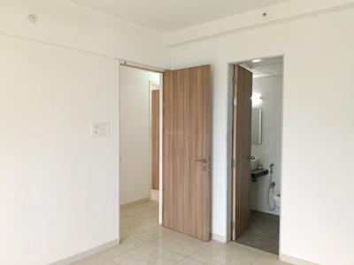 Bedroom Image of 1100 Sq.ft 3 BHK Apartment / Flat for rent in Godrej Emerald, Kasarvadavali Thane for Rs. 38500