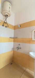 Bathroom Image of 1400 Sq.ft 2 BHK Apartment / Flat for rent in JP Nagar Bengaluru for Rs. 30001
