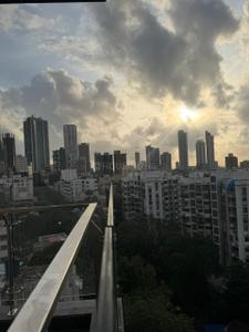 Balcony Image of 1400 Sq.ft 3 BHK Apartment / Flat for rent in Monte South, Byculla Mumbai for Rs. 185000