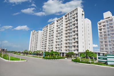 Image of 1820 Sq.ft 3 BHK Apartment / Flat for sale in Jaypee The Pavilion Court, Sector 128, Noida for Rs. 19000000