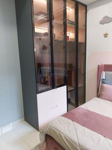 Bedroom Image of 900 Sq.ft 2 BHK Apartment / Flat for sale in Kumar Primeview E1, Hadapsar Pune for Rs. 6300000