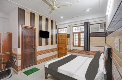 Bedroom Image of Hotel Ananda Grand in Ecotech II, Greater Noida