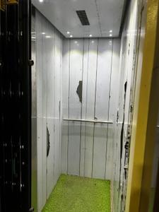 Bathroom Image of 750 Sq.ft 1 BHK Apartment / Flat for rent in Scheme No 71 Indore for Rs. 17000