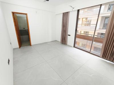 Bedroom Image of 2916 Sq.ft 3 BHK Apartment / Flat for rent in Saamarth H7, PDPU Road Gandhinagar for Rs. 36000