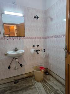 Bathroom Image of 750 Sq.ft 1 RK Builder Floor for rent in Sector 20 Noida for Rs. 18000